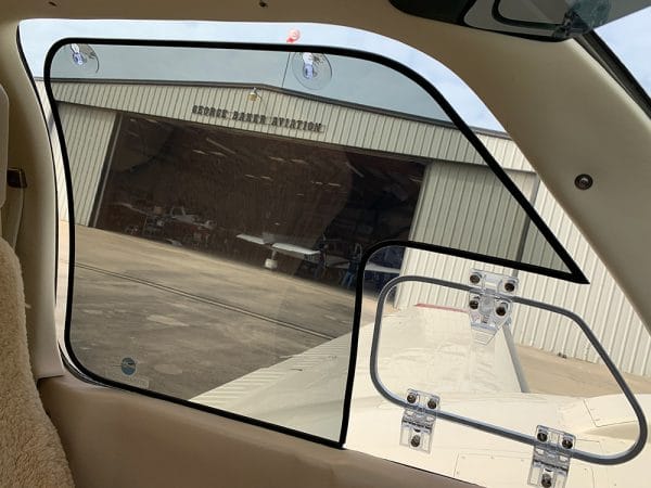 Beechcraft Pilot Side Window with Universal Jet Shade installed