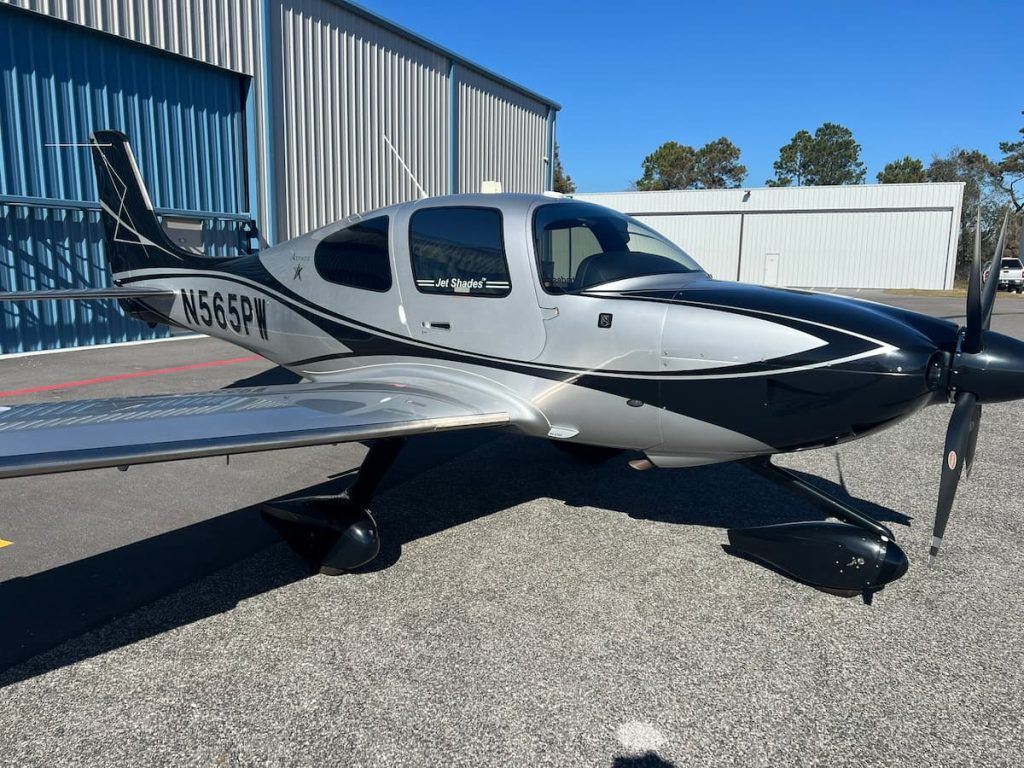 Cirrus G6 with Gen 2 Jet Shades installed